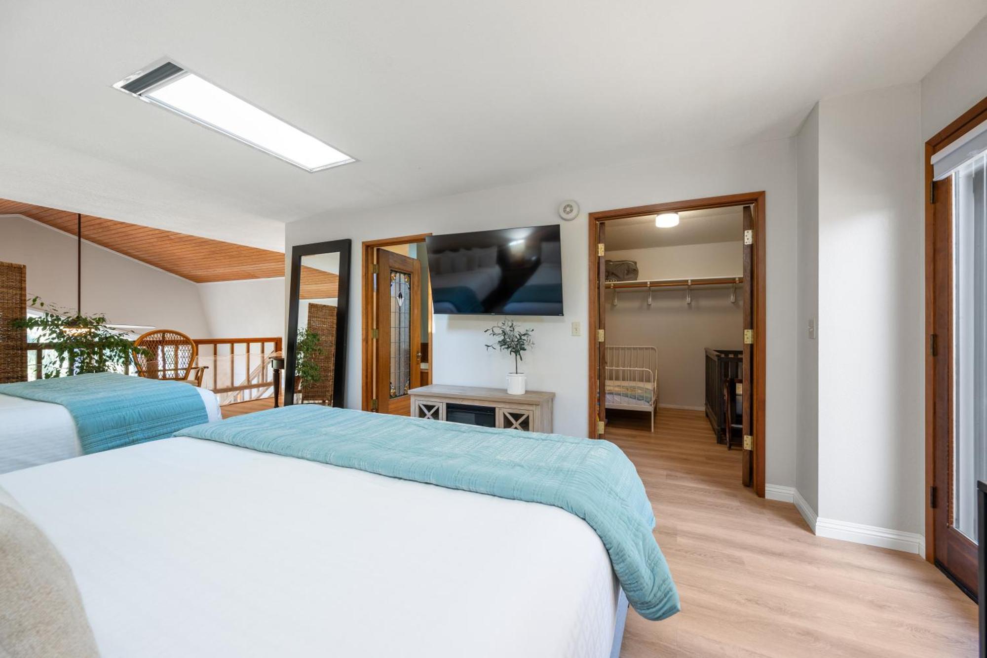 Coastal Retreat King Beds Big Sur Evcharger Cambria