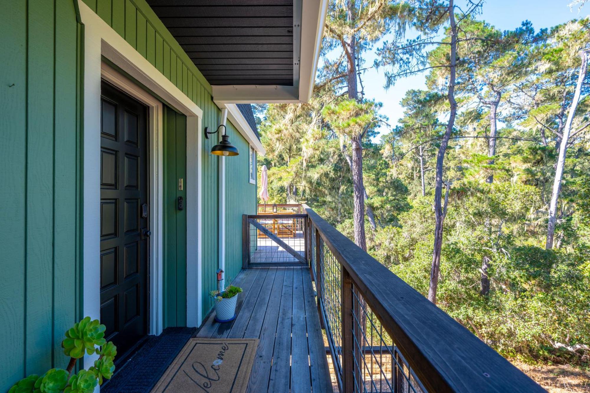 Coastal Retreat King Beds Big Sur Evcharger